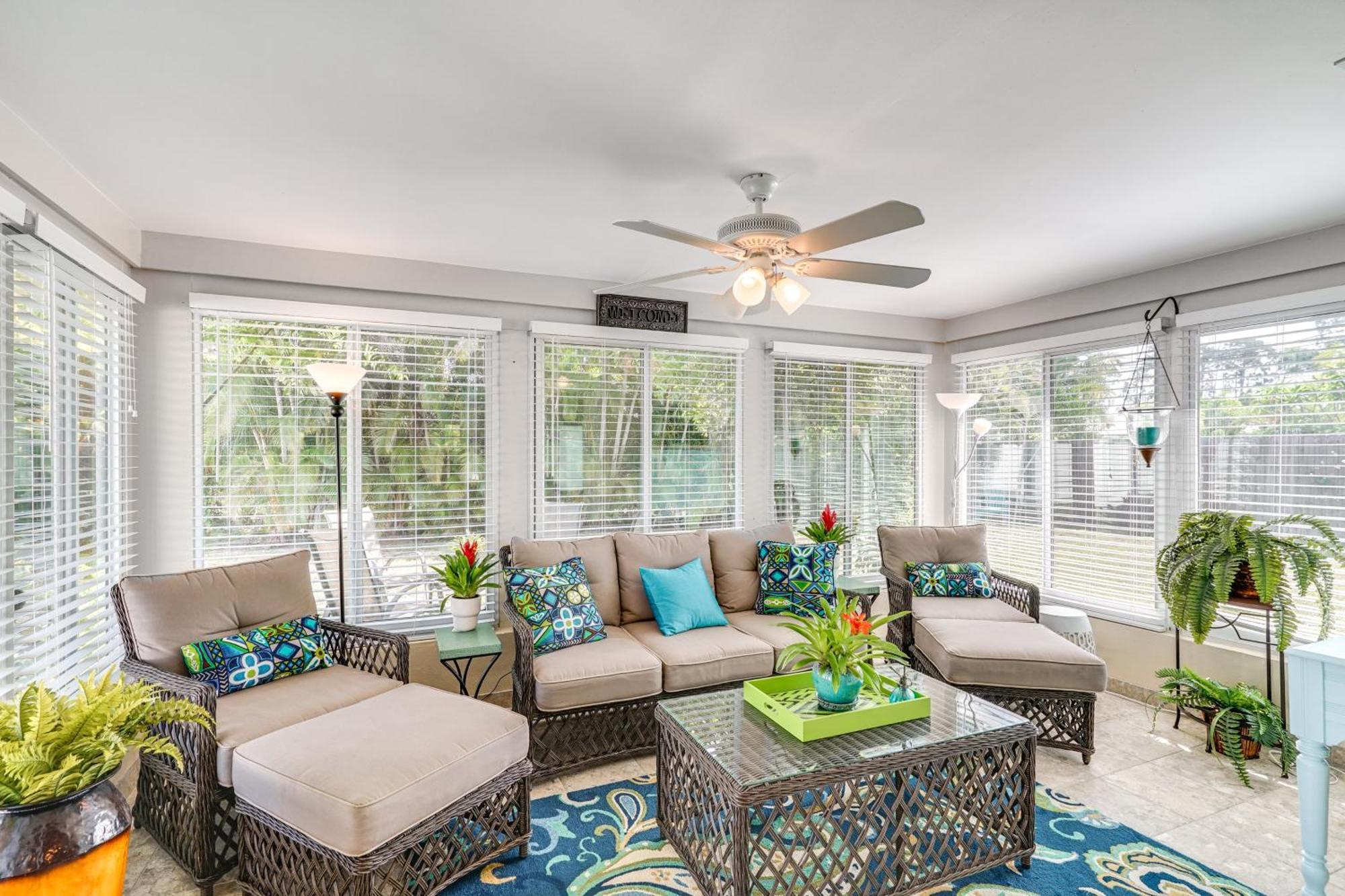 Fort Myers Bungalow - 12 Miles To The Beach! Εξωτερικό φωτογραφία